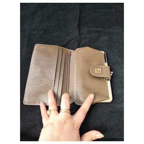 fendi portefeuille